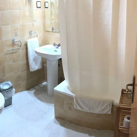 Hostal El Arco-2